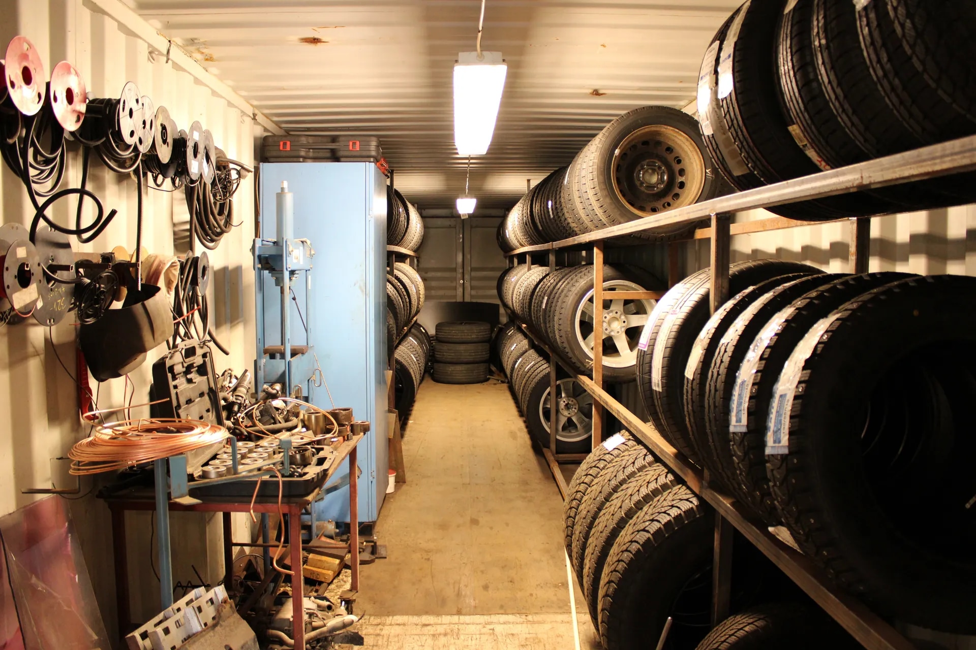 Däckservice & Däckförsäljning